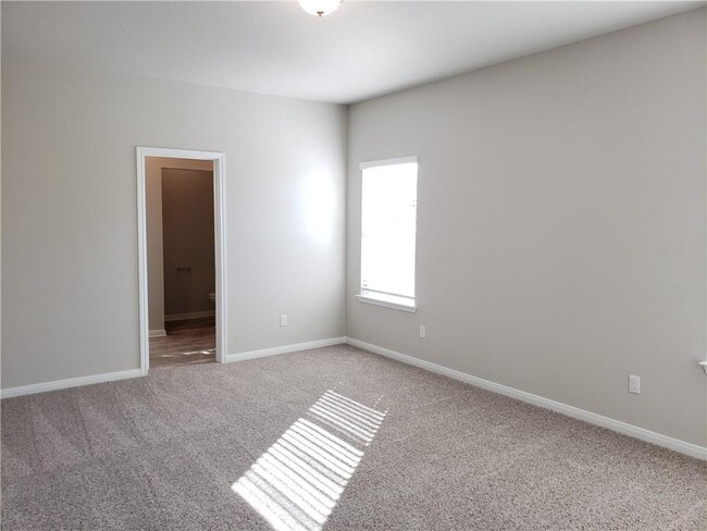 Building Photo - 1500 Ferryman Dr