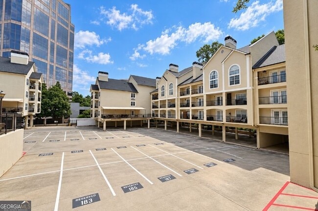 Building Photo - 3655 Habersham Rd NE