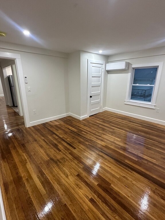 Building Photo - 122 2nd St