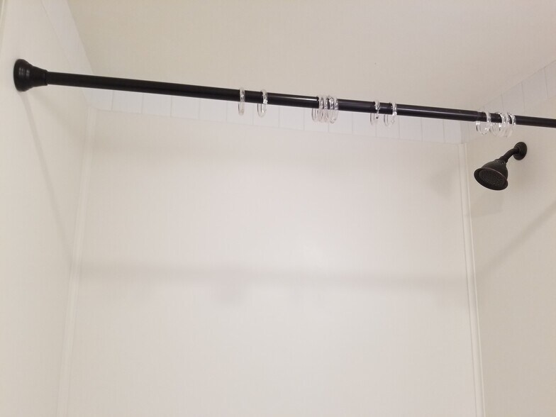 Building Photo - 701 Remington St