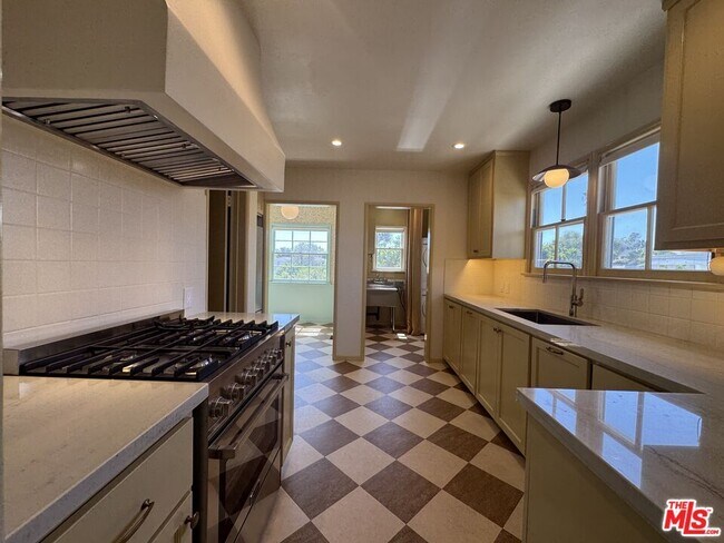 Building Photo - 11188 Ophir Dr