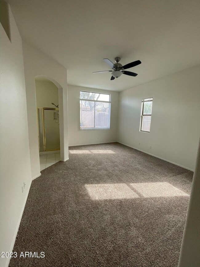 Building Photo - 4722 E Chisum Trail
