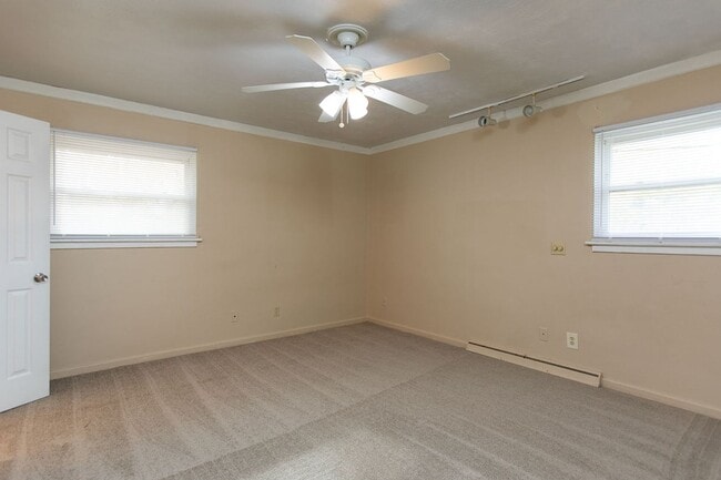 Building Photo - Call Sabrina Thomas at 757-767-0767 for more information