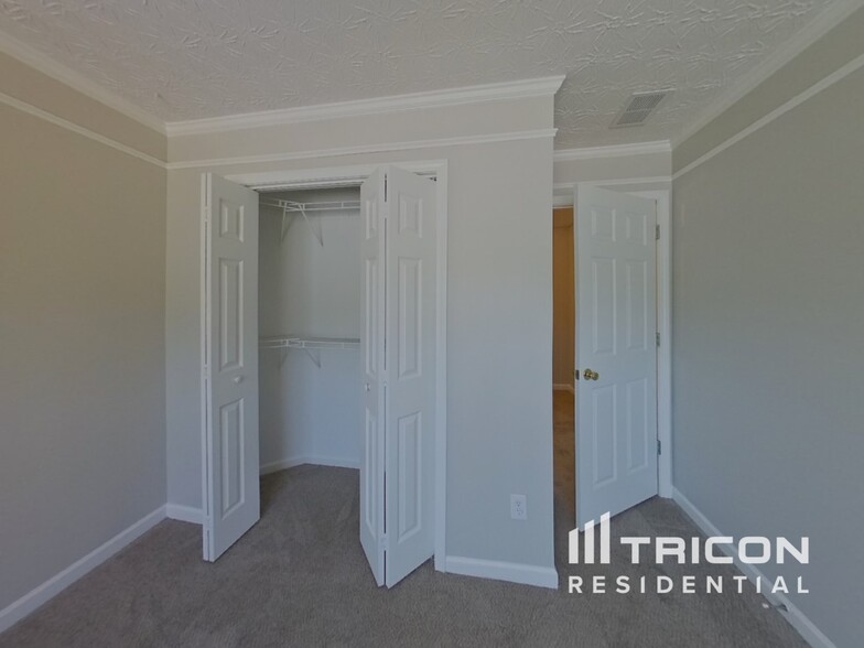Building Photo - 1531 Swan Valley Ct