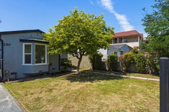 Building Photo - 250 S Ave 55