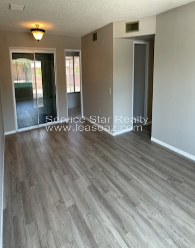 Building Photo - 17230 N Palo Verde Dr