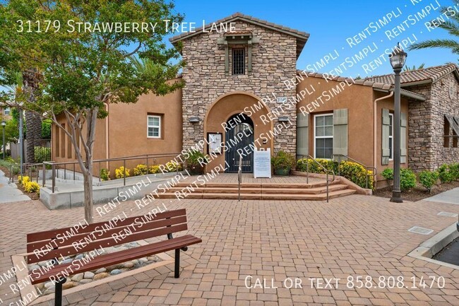 Building Photo - Stunning 3 BR 2.5 BA Townhome for Lease