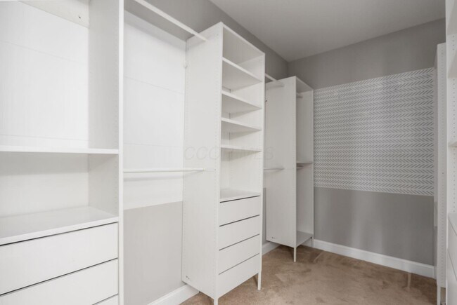 Building Photo - 5339 Highpointe Lakes Dr