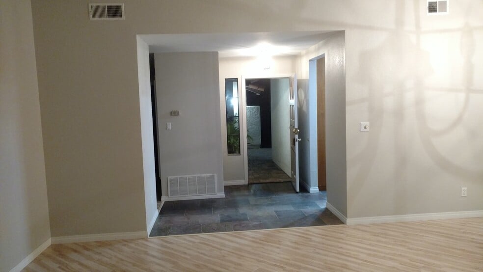 Building Photo - 3478 Voyager Cir