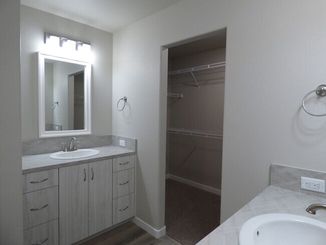 Building Photo - Maintenance Free, Brand New Construction