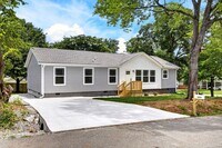 Building Photo - Brand New Pet Friendly Home in Chattanooga
