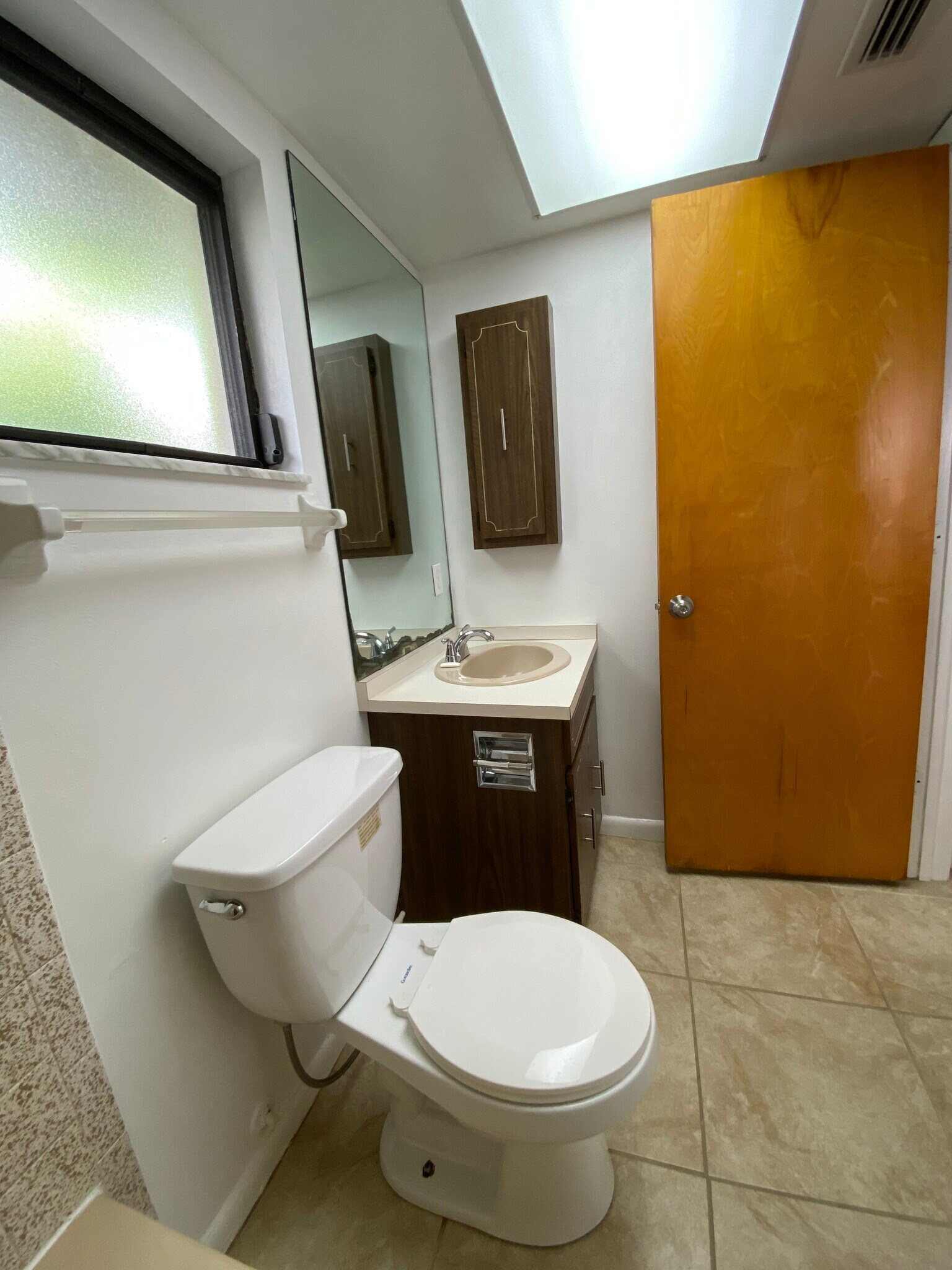 Building Photo - 513 SE 24th Ave