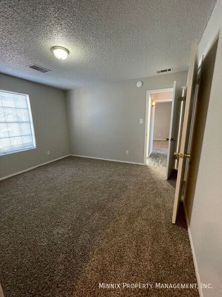 Building Photo - 3007 W Louisiana Ave