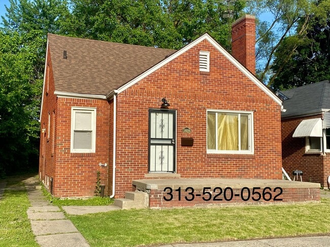Primary Photo - 18926 Hamburg St