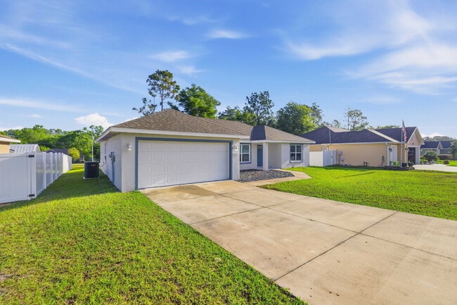 Building Photo - 3BR Summerfield Rental | Granite Kitchen | Covered Porch | $1,800 | Available Now