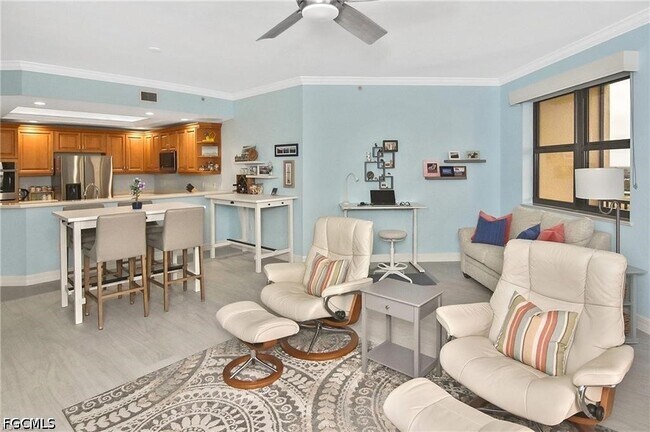 Building Photo - 14380 Riva Del Lago Dr