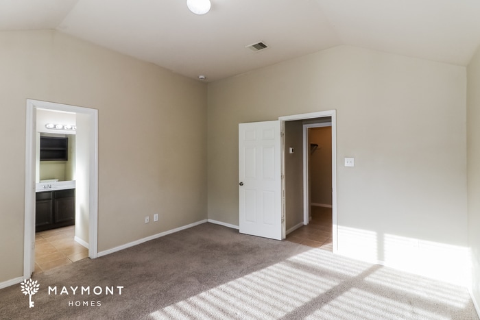 Building Photo - 1015 Bahia Vista Dr