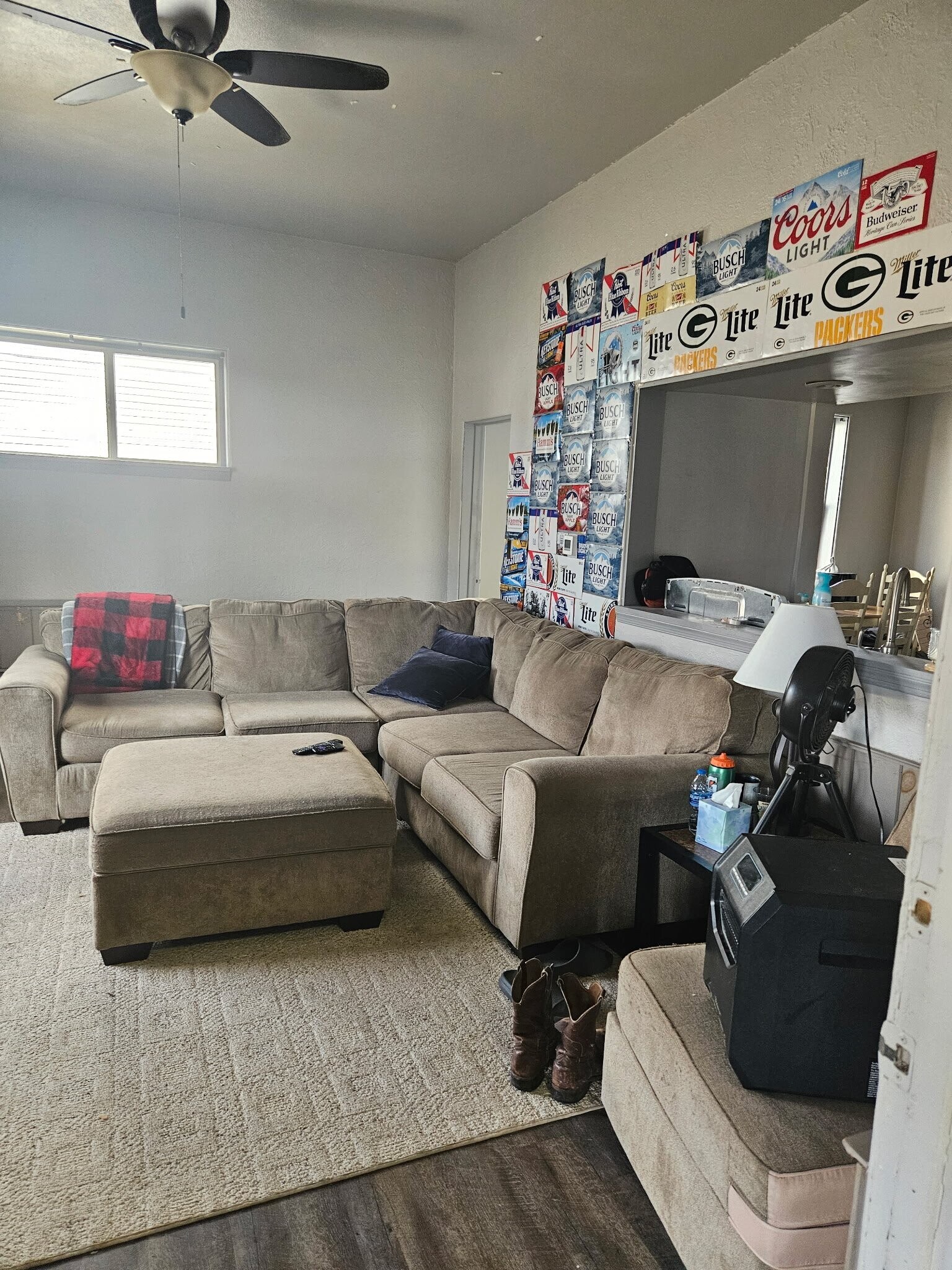 Building Photo - 210 West Ave