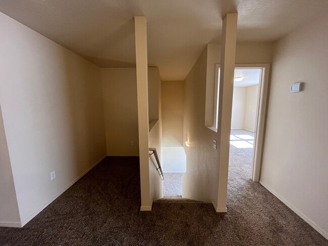 Building Photo - 12873 Alicia St