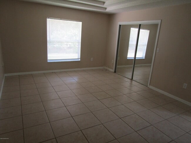 Building Photo - 995 Black Coral Ave NW