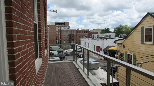 Building Photo - 3104 M St NW