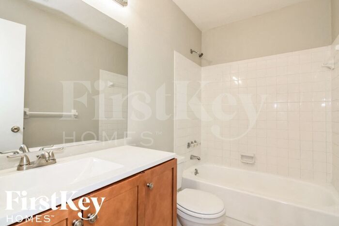 Building Photo - 7538 Highland Grove Dr