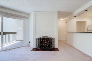 Building Photo - 28121 Highridge Rd