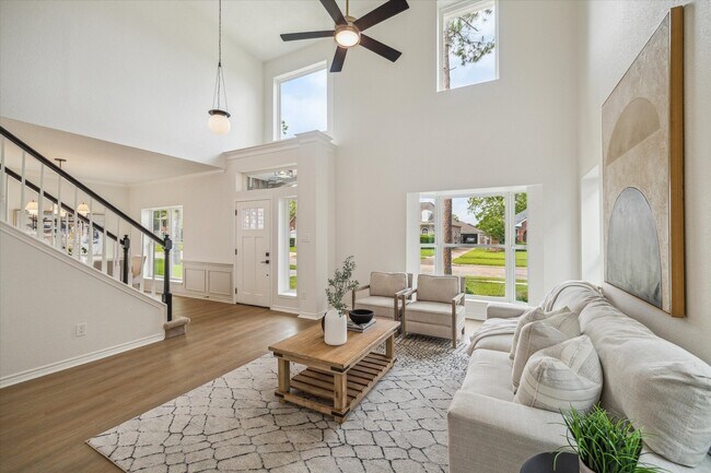 Building Photo - 6806 Flowermound Dr