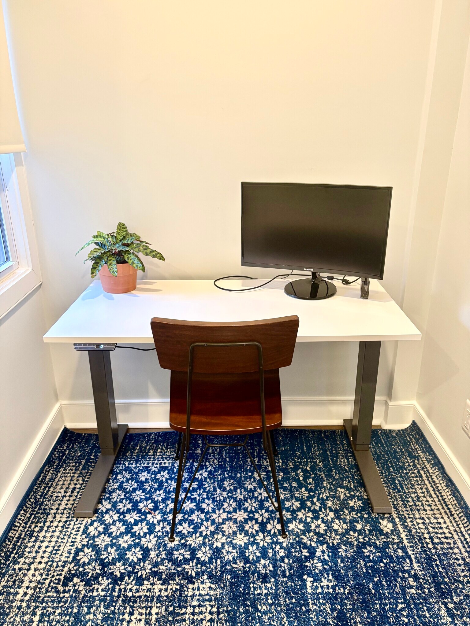 smallest bedroom with office nook - 1706 10th St NW
