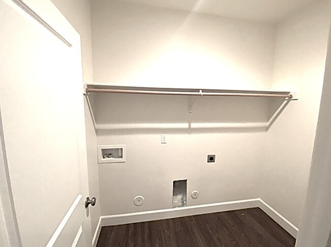 Building Photo - 309 E Sicily Dr