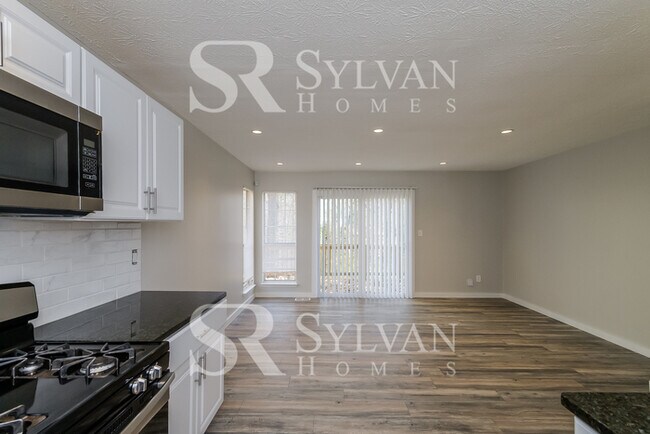 Building Photo - Coming HOME never felt so good!