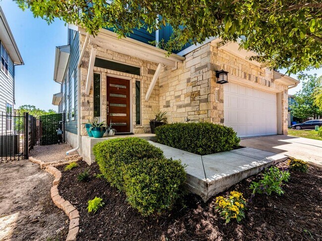 Primary Photo - 2315 Capulet St