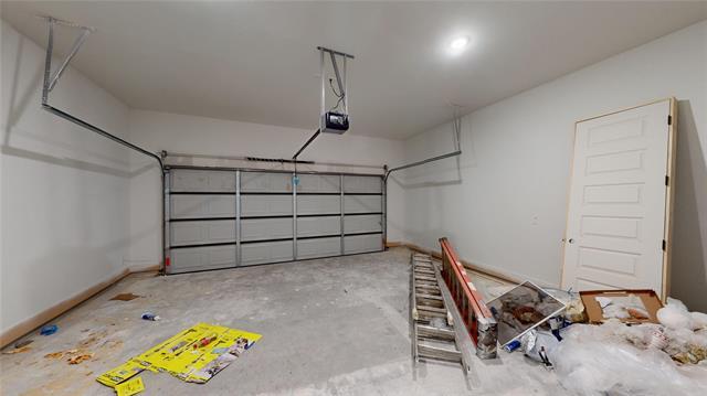 Building Photo - 7215 Thurston Dr