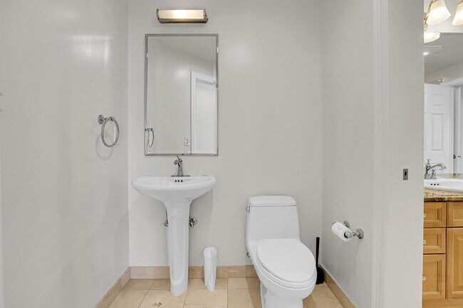 Building Photo - $3,095.00, stunning 2-bedroom, 2-bathroom ...