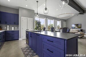Building Photo - 1008 Naumann Dr