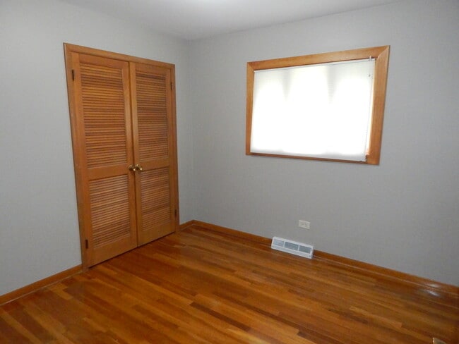 Building Photo - 1608 Martha Dr