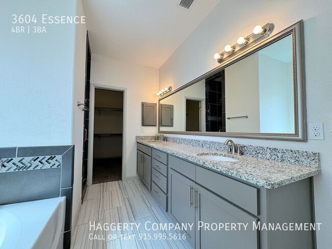 Building Photo - 3604 Essence-