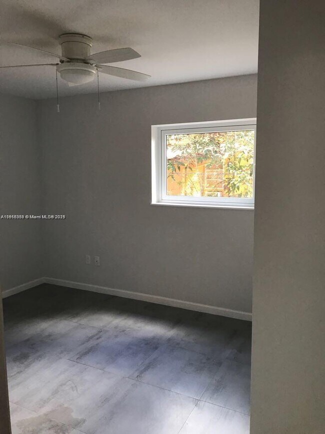 Building Photo - 3069 SW 7th St