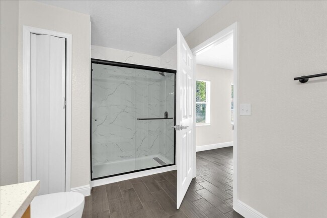 Building Photo - FOR RENT!!! BEAUTIFUL AND FULLY REHABBED 2 BED 2 BATH SINGLE FAMILY HOME...