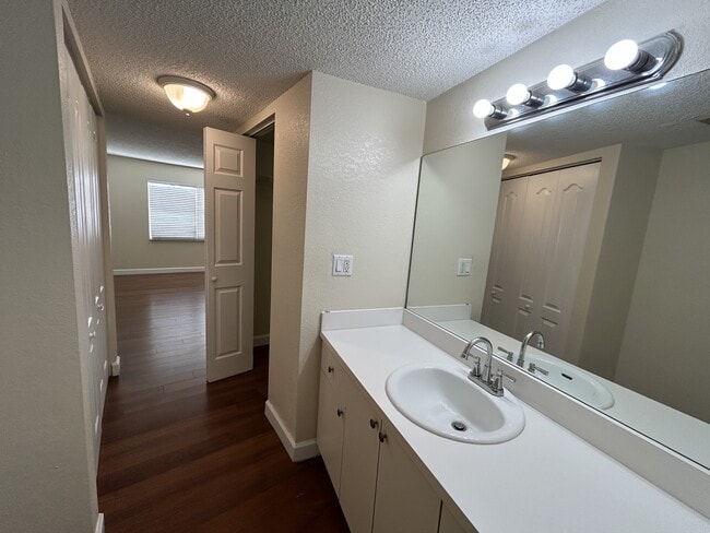 Building Photo - 4255 N University Dr