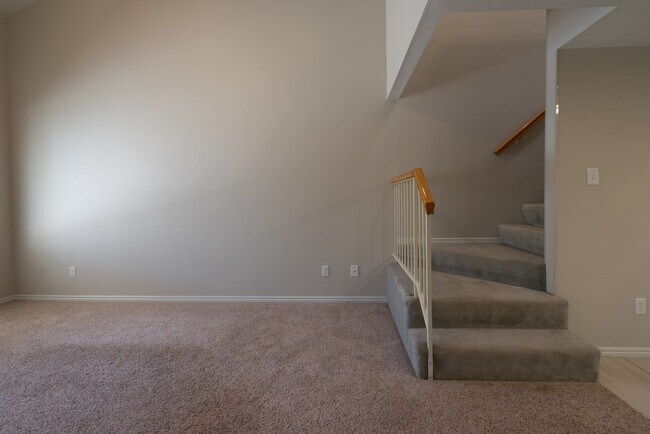Building Photo - 2 Bedroom & 2 Bath Available in St. George!