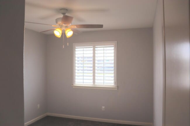 Building Photo - 1884 Clover Drive