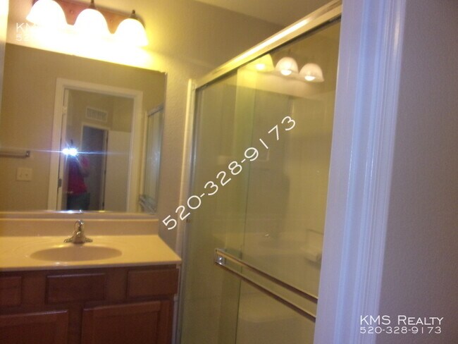 Building Photo - 6027 S Avenida Las Monjas
