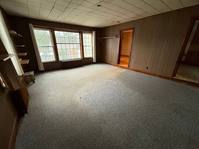 Building Photo - 931 Worcester Rd