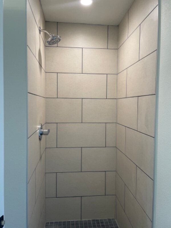 Building Photo - 2578 S Delaware St