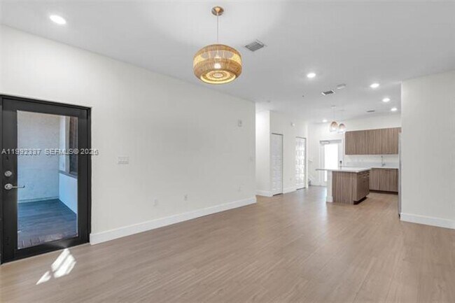 Building Photo - 8363 NW 41st St