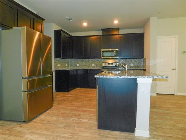 Building Photo - 3129 Solana Cir