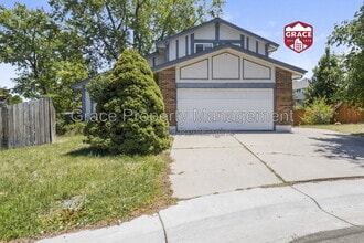 Building Photo - 10870 Stuart Cir