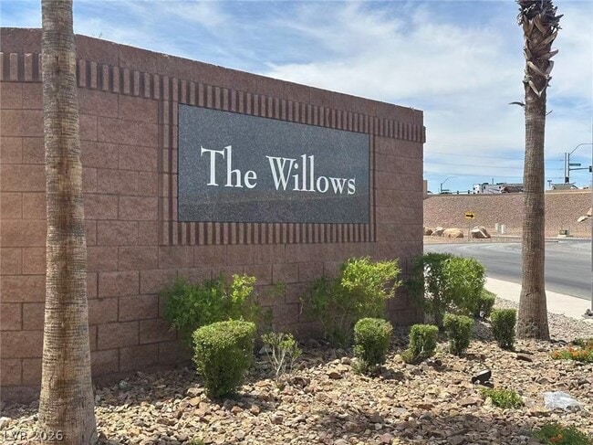Building Photo - 729 Calamus Palm Pl