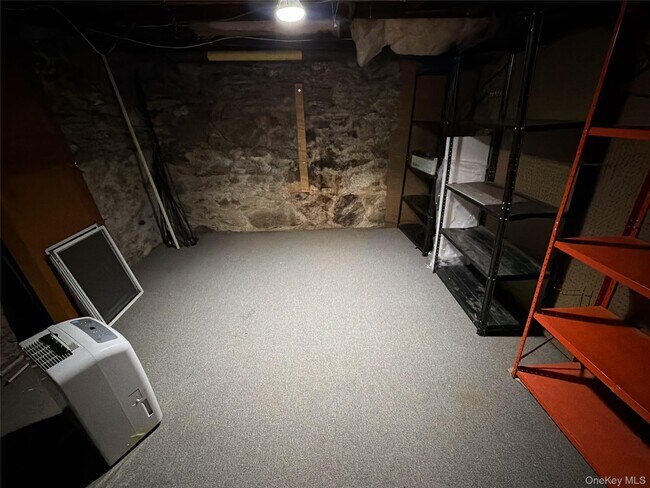 Building Photo - 6 Raven Way